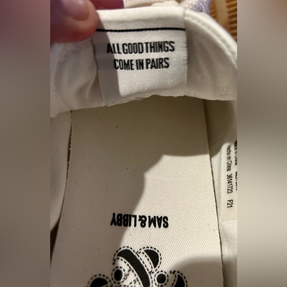 Sam & Libby “ADDIE” Sneaker - Picture 10 of 11